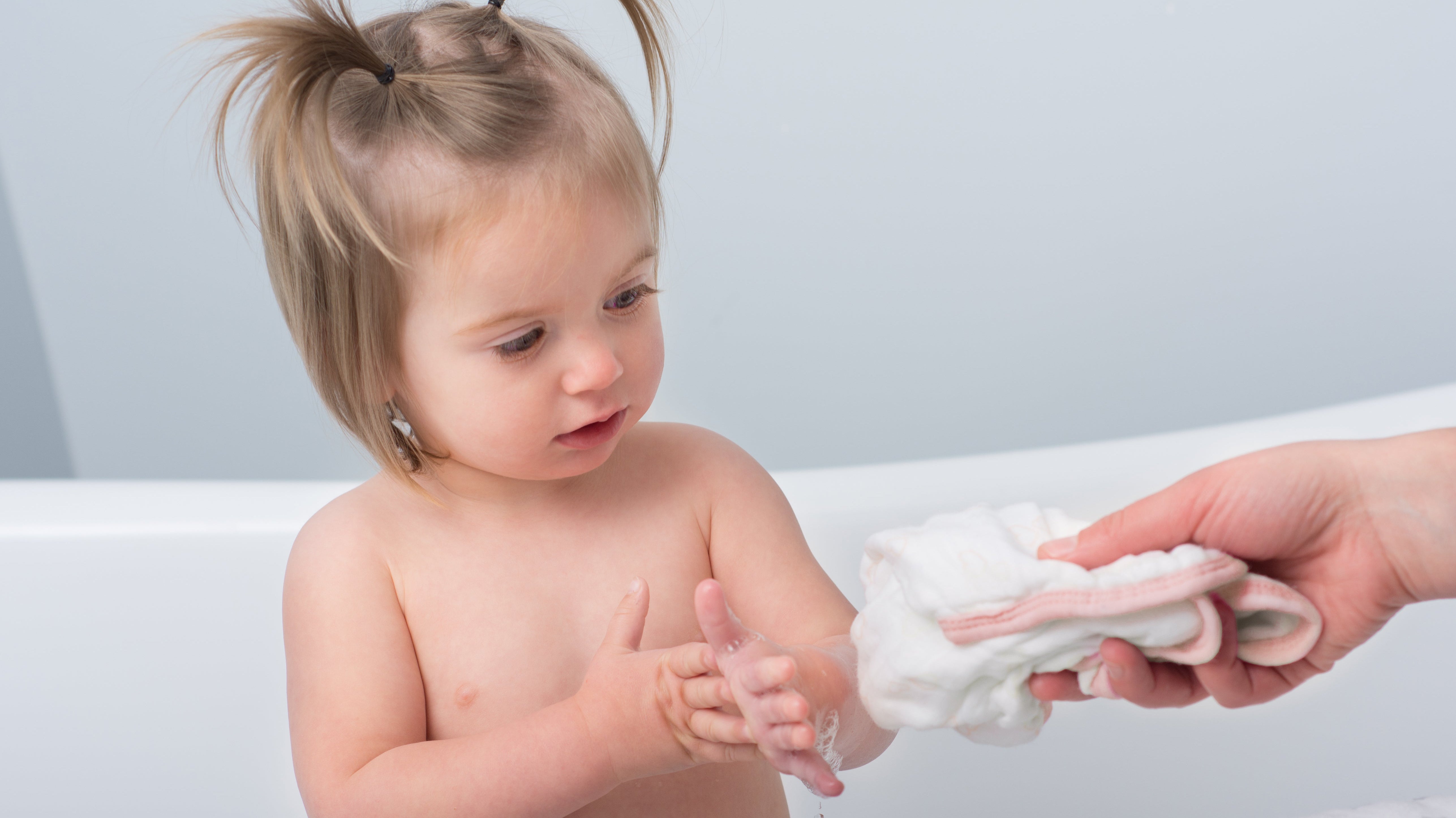 Why Muslin Washcloths Are Great for Baby Skin