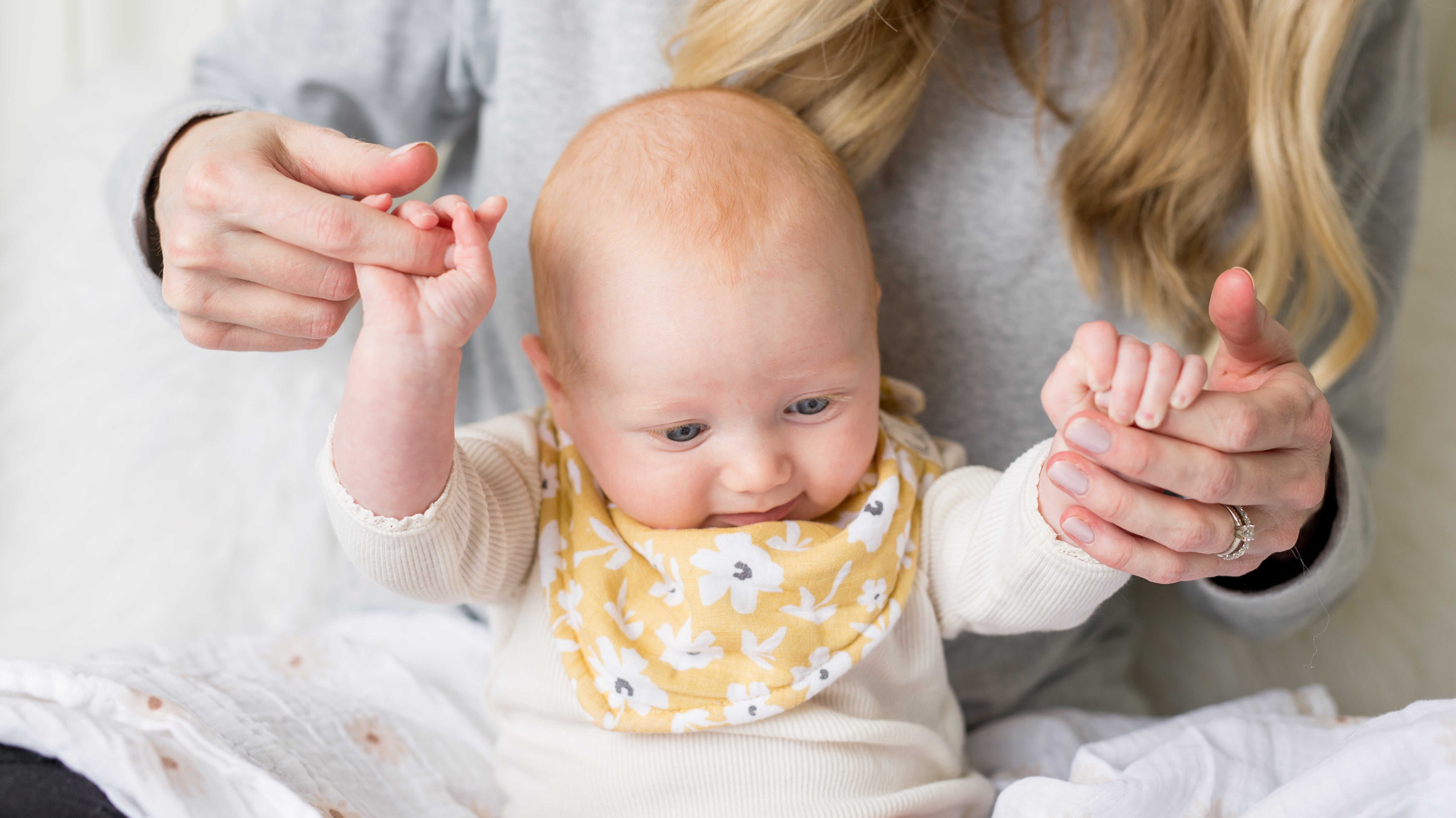 Why Parents Reach for Bandana Bibs at Mealtime