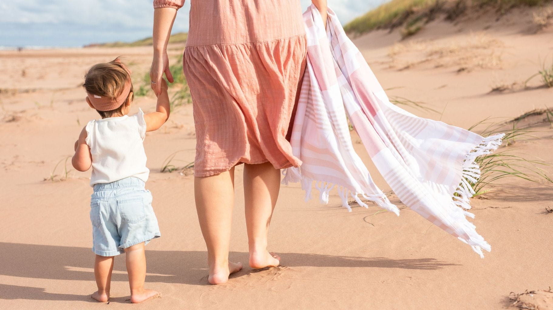 Summer Days Made Simple: Why Turkish Towels Are a Warm-Weather Essential