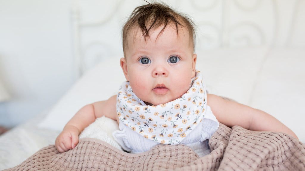 Holiday Bib Picks That Keep Baby Clean and Cute