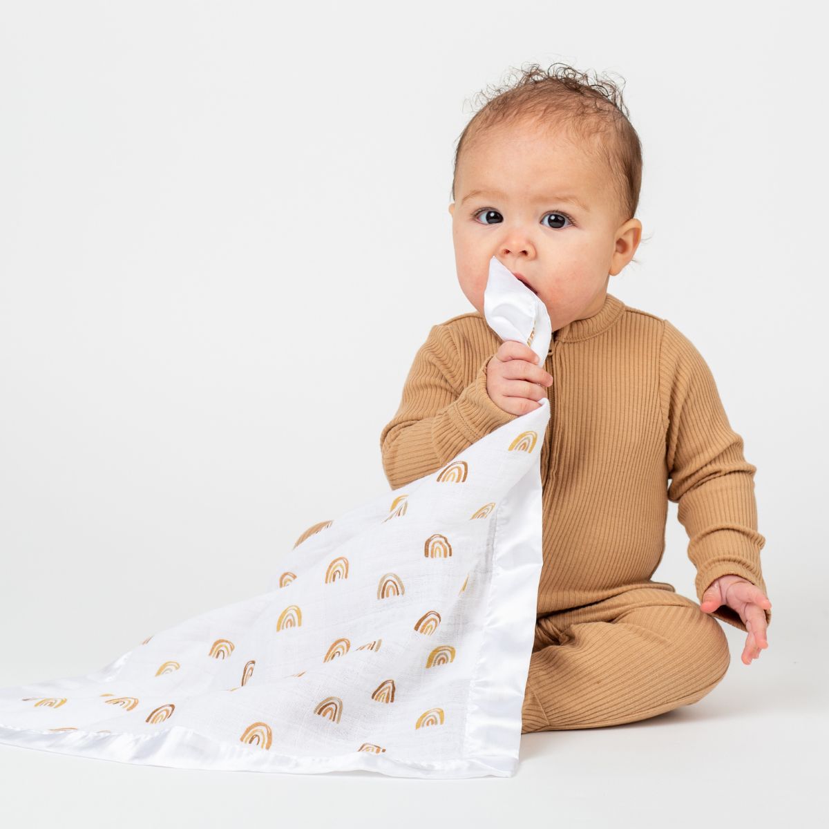 lulujo rainbow baby security blanket