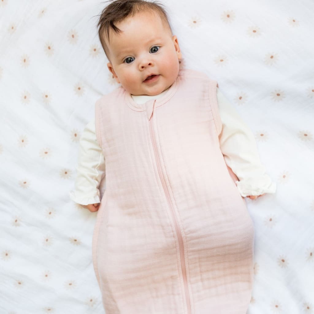 Choosing the Right Sleep Sack for a Cozy Baby Winter